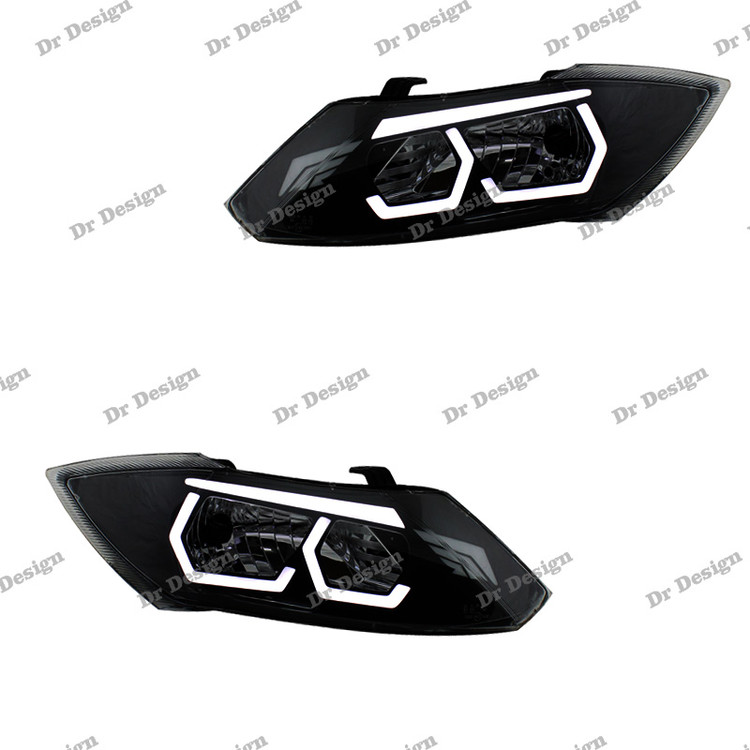 چراغ جلو اسپرت ساینا و کوئیک طرح بی ام و سفید