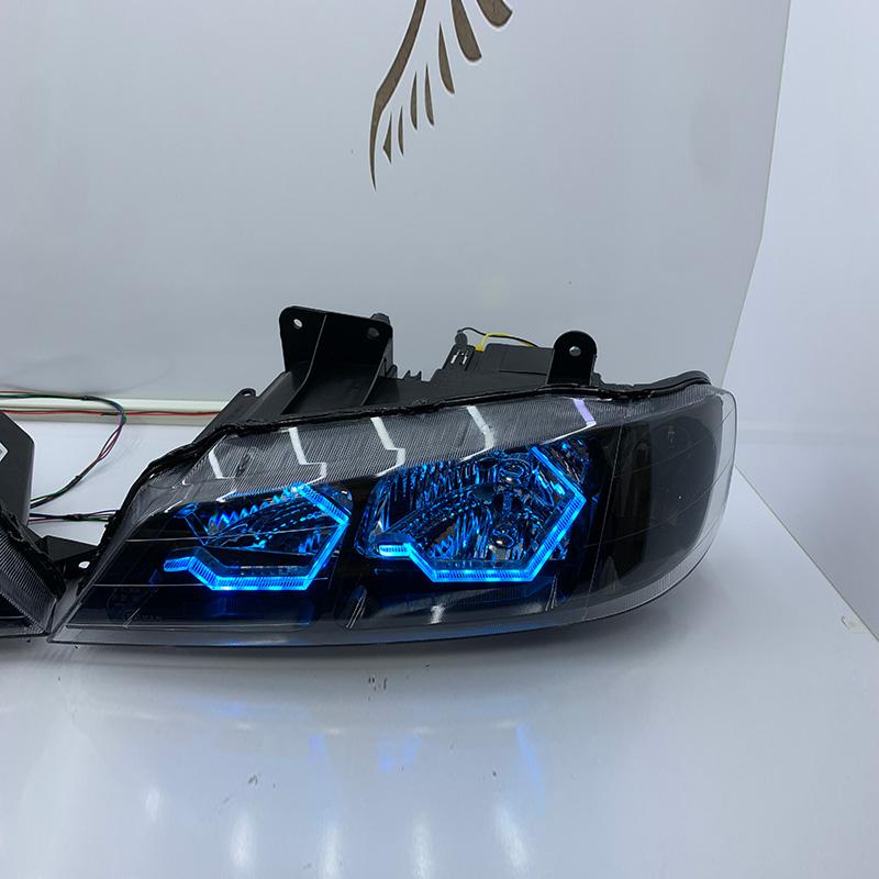 چراغ جلو اسپرت پژو پارس مدل 3D i8 برند مدرن | بسته 2 عددی